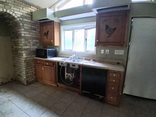 Photo 4 — 1405 N 14th Street, Okemah, OK 74859