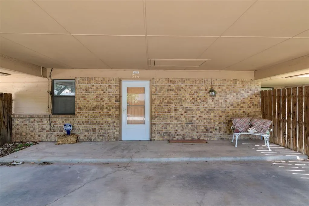 Photo 3 — 8001 NW 7th Place 314, Oklahoma City, OK 73127