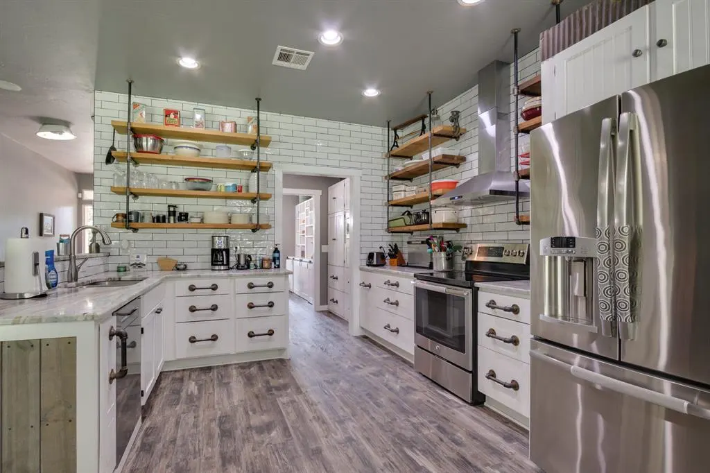 Photo 10 — 1761 Deerwood Trail, Edmond, OK 73034