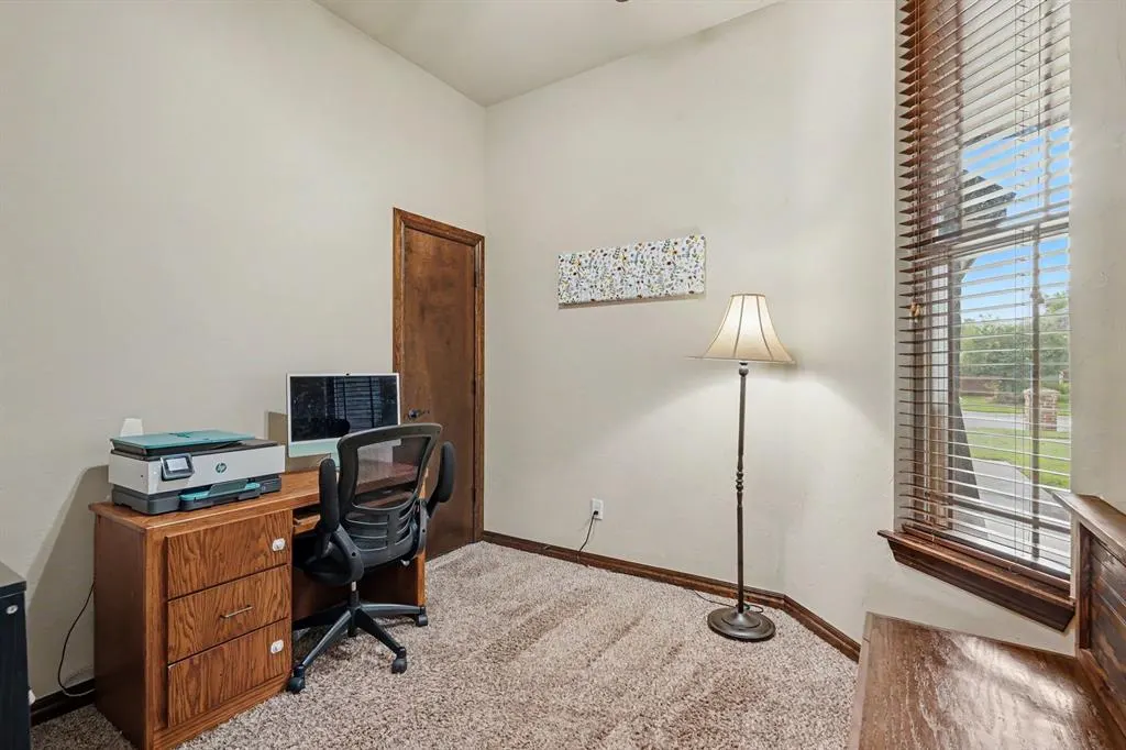 Photo 11 — 11920 SW 18th Street, Yukon, OK 73099