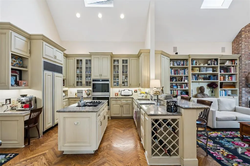 Photo 16 — 332 Cotswold Drive, Norman, OK 73072