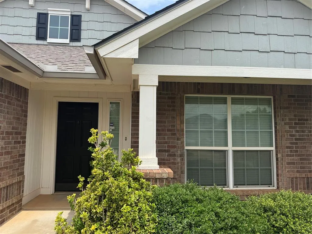 Photo 2 — 2553 NW 186th Street, Edmond, OK 73012