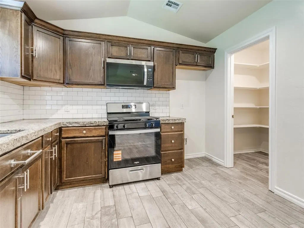 Photo 15 — 1135 NW 29th Street, Oklahoma City, OK 73106