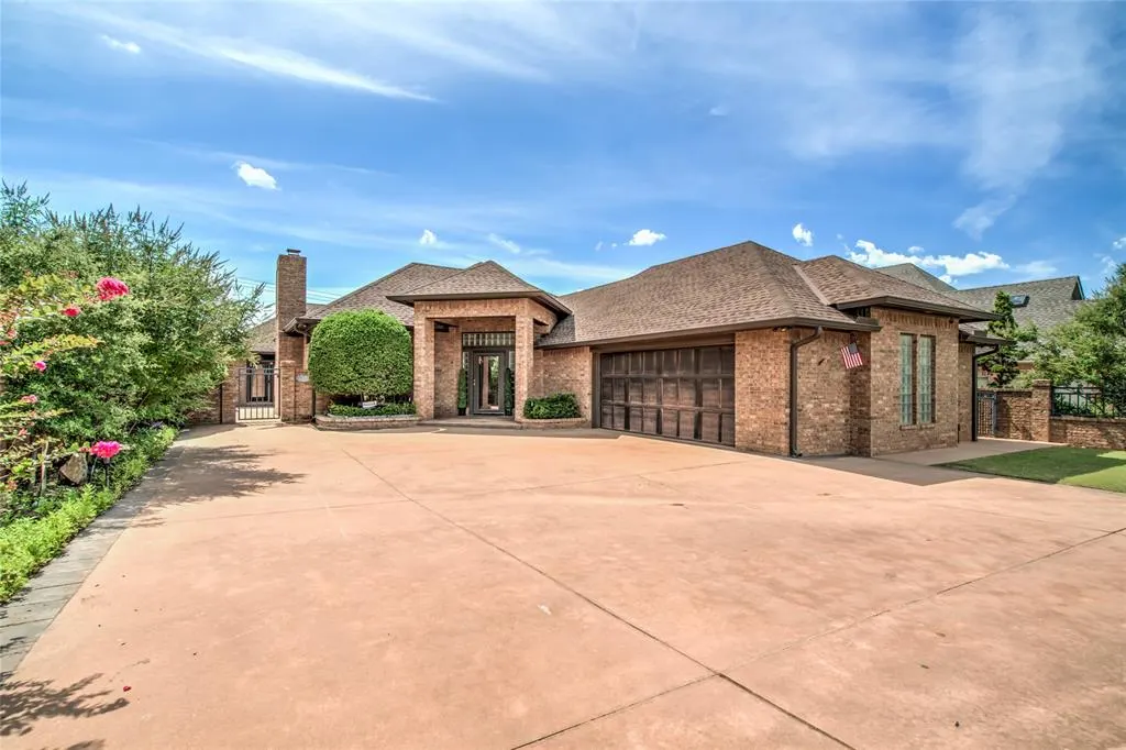 Front exterior — 13105 Oakcliff Road, Oklahoma City, OK 73120
