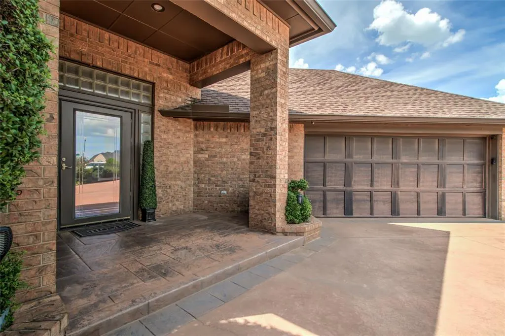 Photo 3 — 13105 Oakcliff Road, Oklahoma City, OK 73120