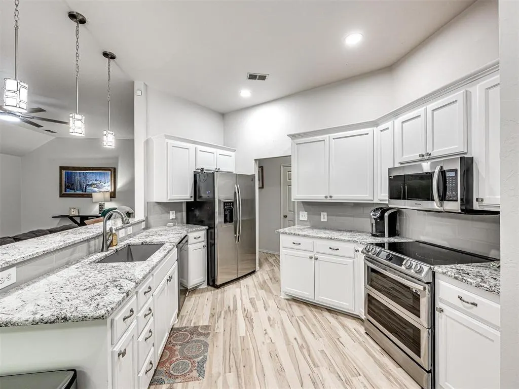 Photo 19 — 5813 NW 127th Street, Oklahoma City, OK 73142