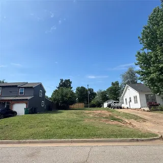 Sold home at 1714 NW 29th Street