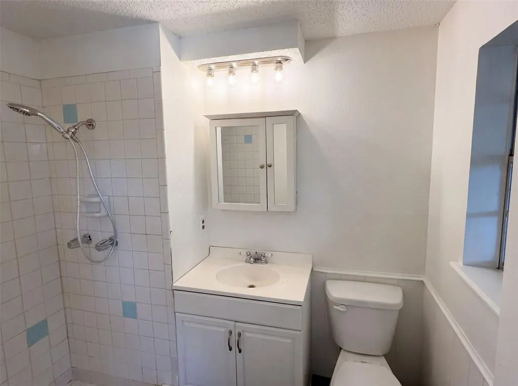 Photo 17 — 7629 NW 14th Street, Oklahoma City, OK 73127