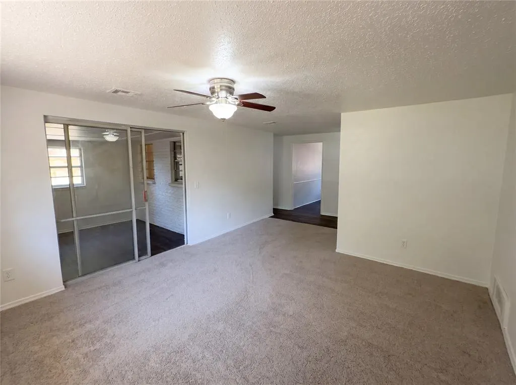 Photo 3 — 7629 NW 14th Street, Oklahoma City, OK 73127