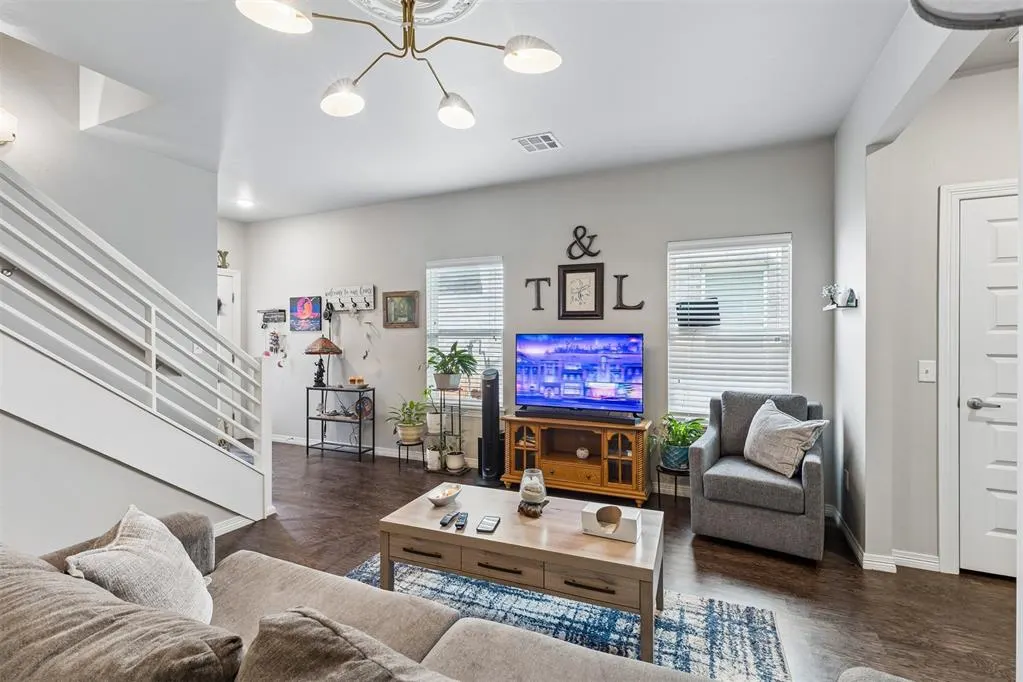 Photo 6 — 2109 Camino Del Plaza Lane, Edmond, OK 73013