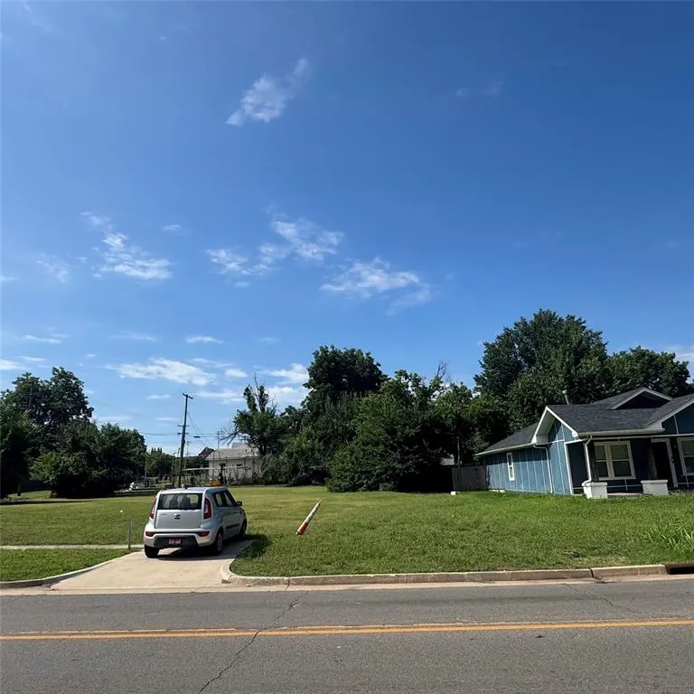 Front exterior — 1806 NW 30th Street, Oklahoma City, OK 73118
