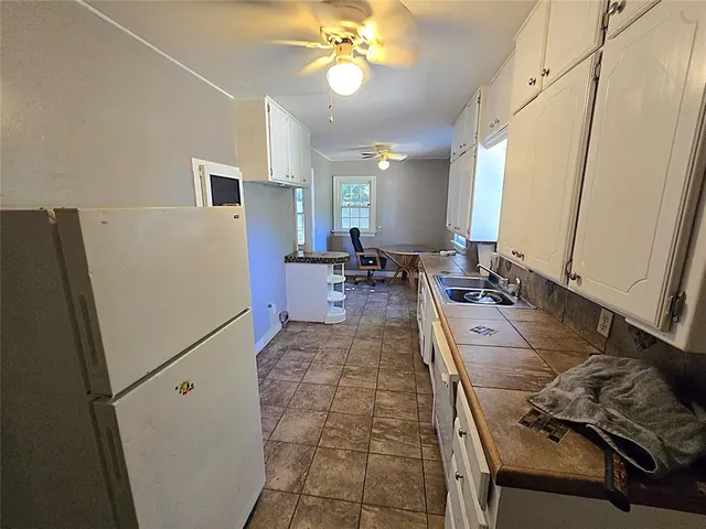 Photo 6 — 1913 NW 32nd Street, Oklahoma City, OK 73118