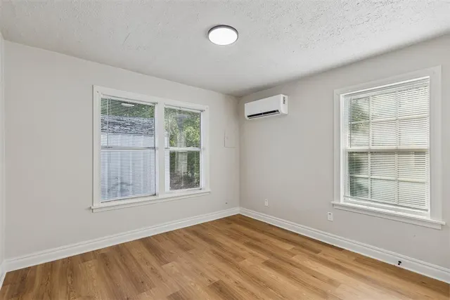 Photo 7 — 2145 NW 32nd Street, Oklahoma City, OK 73112