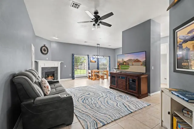 Photo 8 — 840 Carol Ann Place, Moore, OK 73160