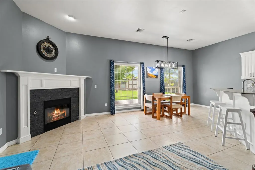 Photo 9 — 840 Carol Ann Place, Moore, OK 73160