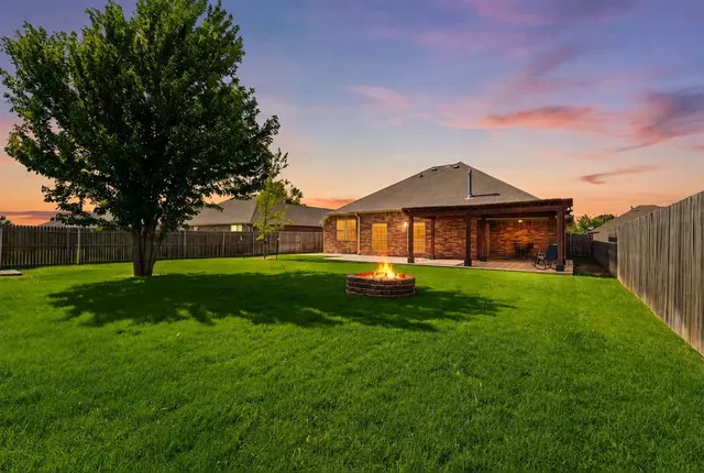 Photo 6 — 840 Carol Ann Place, Moore, OK 73160