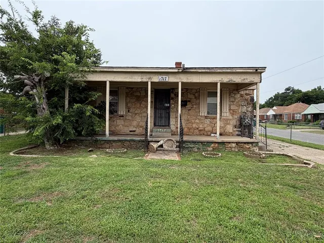 Front exterior — 1717 N Fairmont Avenue, Oklahoma City, OK 73111