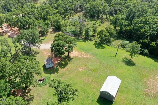 Photo 8 — 29176 Trigger Drive, Norman, OK 73026