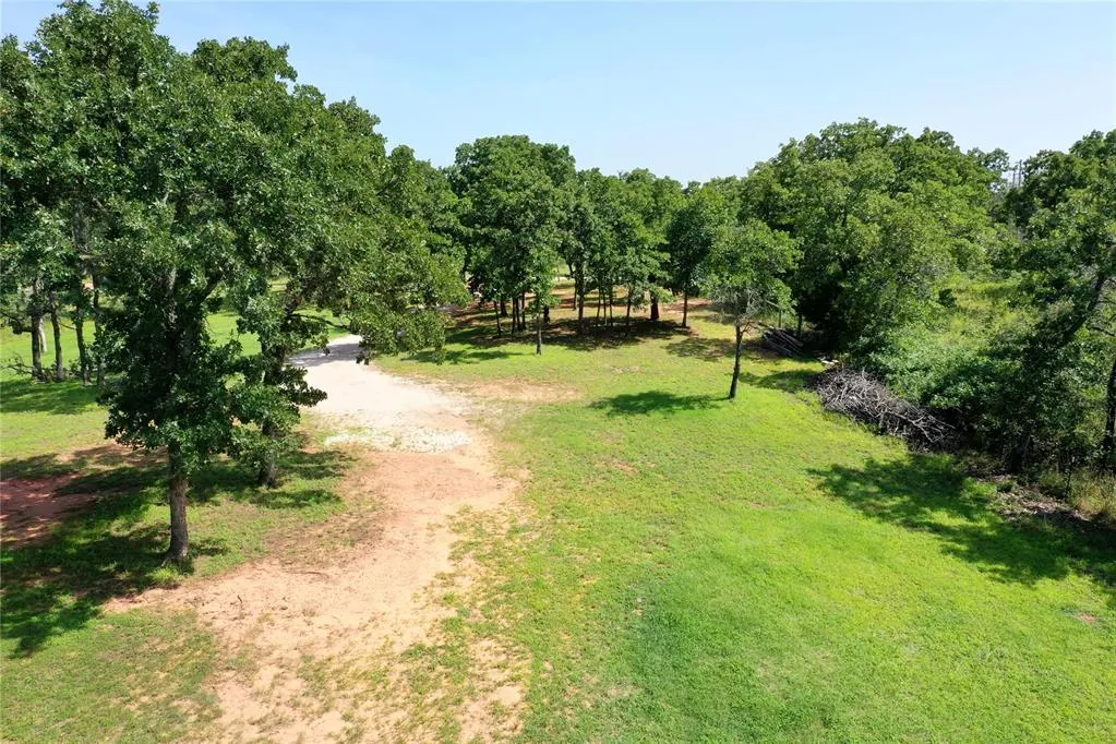 Photo 9 — 29176 Trigger Drive, Norman, OK 73026