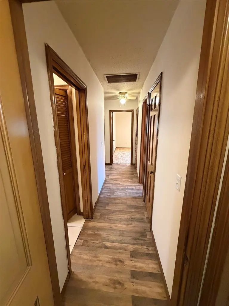 Photo 20 — 808 N Burns Street, Holdenville, OK 74848