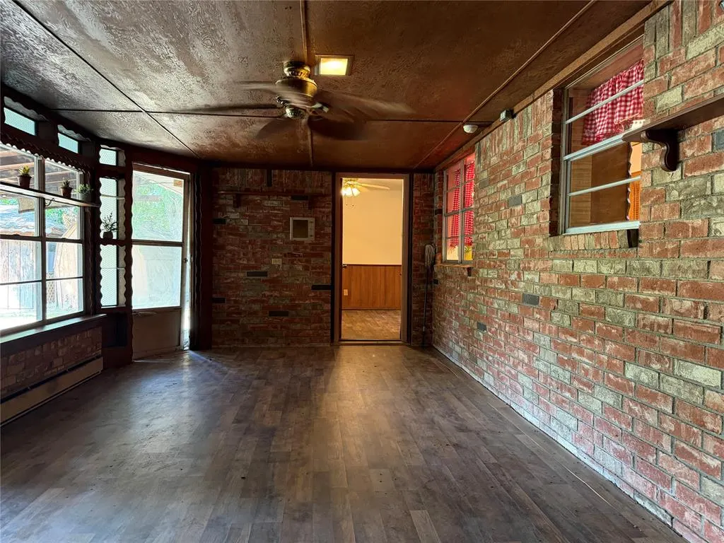 Photo 29 — 808 N Burns Street, Holdenville, OK 74848