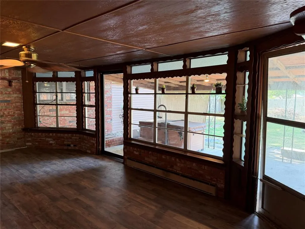 Photo 30 — 808 N Burns Street, Holdenville, OK 74848