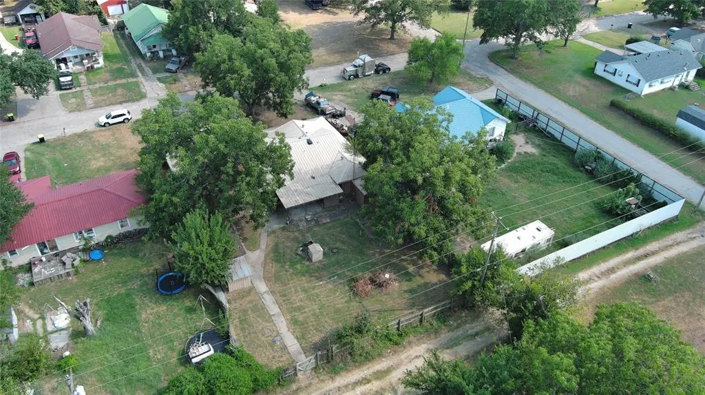 Photo 49 — 808 N Burns Street, Holdenville, OK 74848