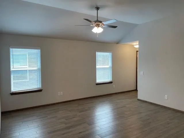 Photo 2 — 2525 North creek Lane, Oklahoma City, OK 73128