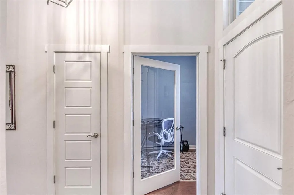 Photo 9 — 516 NE 23rd Avenue, Norman, OK 73071