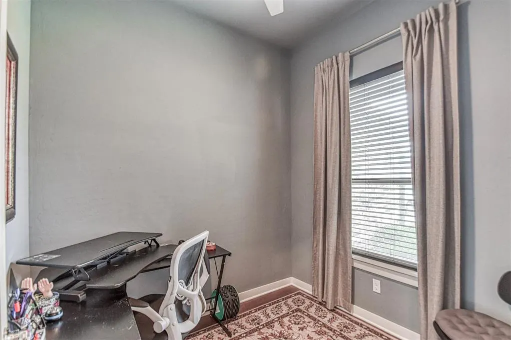 Photo 10 — 516 NE 23rd Avenue, Norman, OK 73071