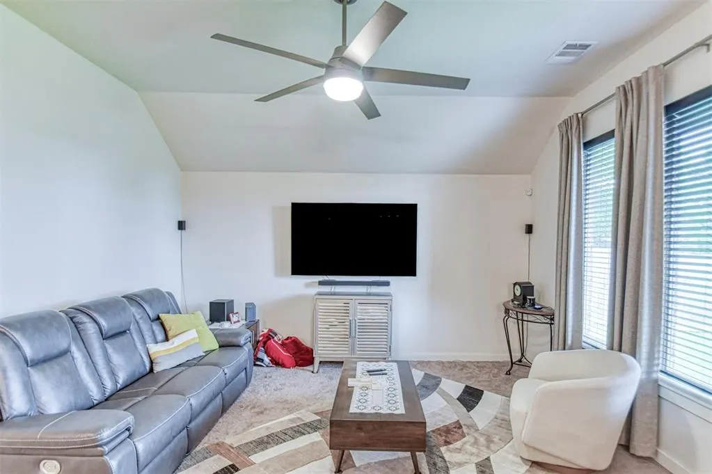 Photo 13 — 516 NE 23rd Avenue, Norman, OK 73071