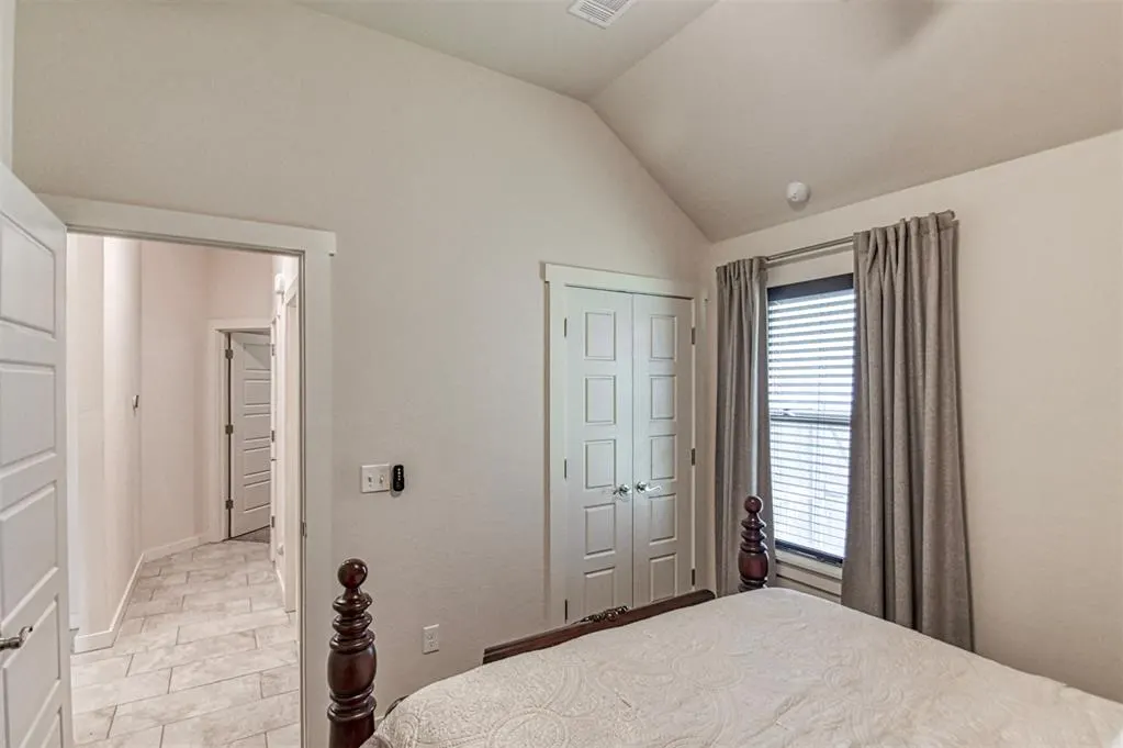 Photo 30 — 516 NE 23rd Avenue, Norman, OK 73071