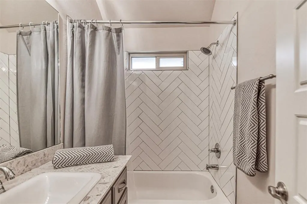 Photo 32 — 516 NE 23rd Avenue, Norman, OK 73071