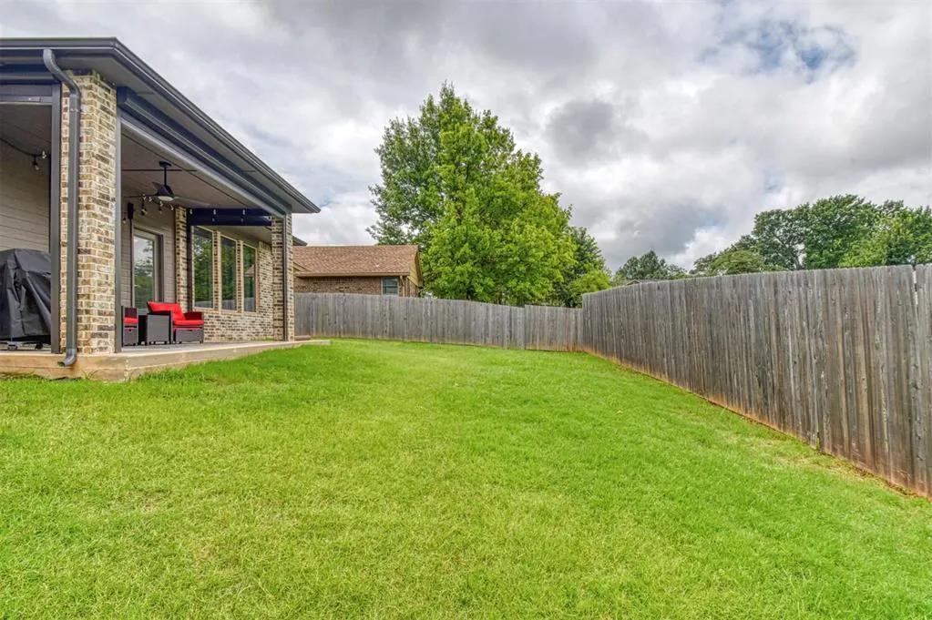 Photo 39 — 516 NE 23rd Avenue, Norman, OK 73071