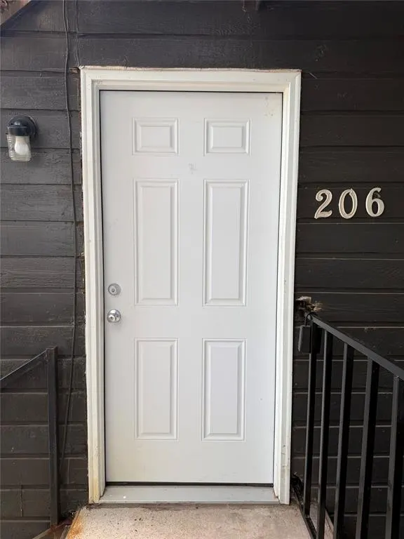 Photo 4 — 11560 N May Avenue 206, Oklahoma City, OK 73120