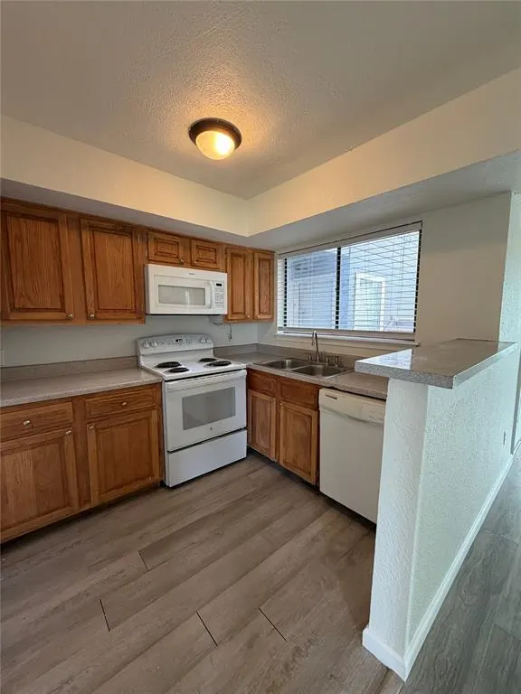 Photo 5 — 11560 N May Avenue 206, Oklahoma City, OK 73120