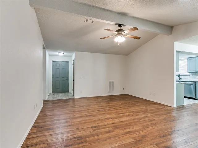 Photo 5 — 621 Cypress Drive, Oklahoma City, OK 73170