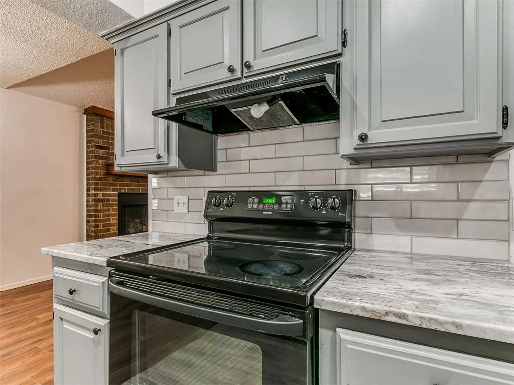 Photo 11 — 621 Cypress Drive, Oklahoma City, OK 73170