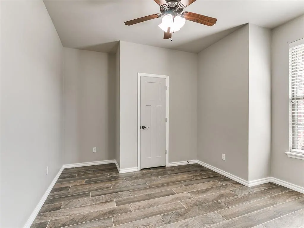 Photo 7 — 616 Kearny Lane, Yukon, OK 73099