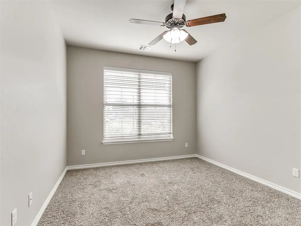 Photo 20 — 616 Kearny Lane, Yukon, OK 73099