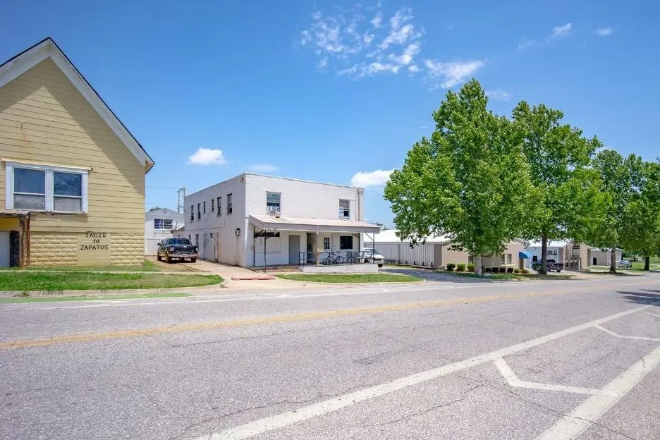 Photo 3 — 31 SW 25th Street, Oklahoma City, OK 73109