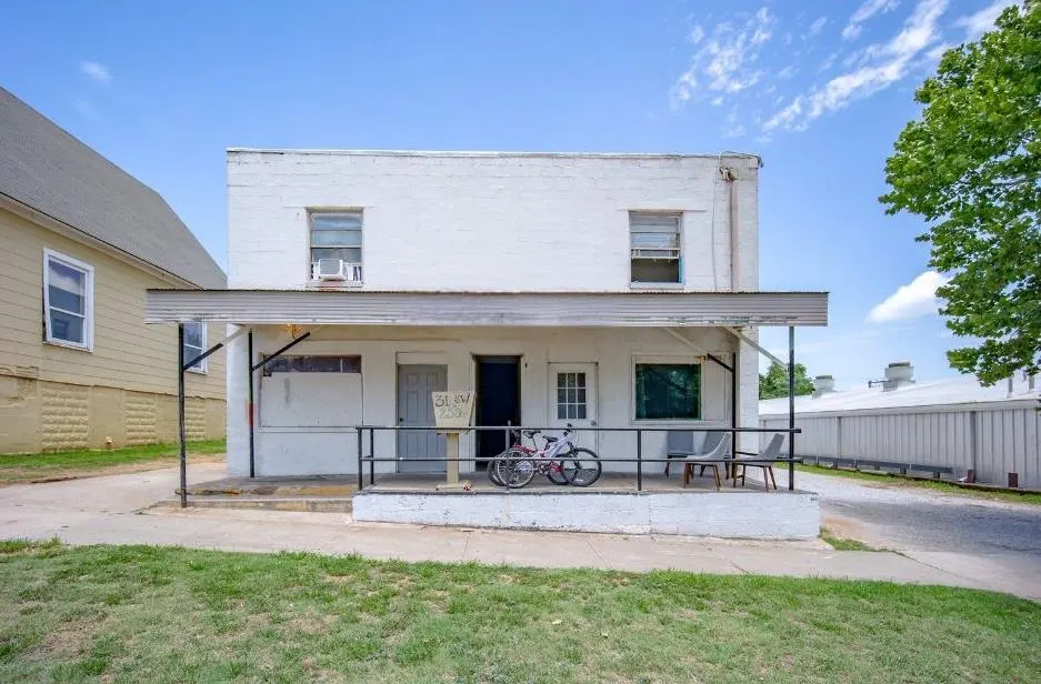 Photo 5 — 31 SW 25th Street, Oklahoma City, OK 73109
