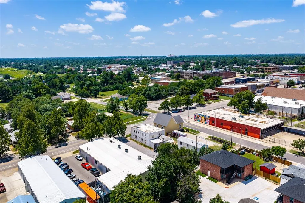 Photo 9 — 31 SW 25th Street, Oklahoma City, OK 73109