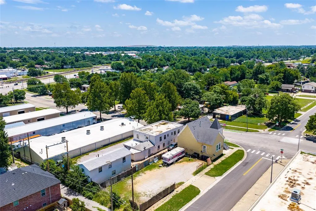 Photo 12 — 31 SW 25th Street, Oklahoma City, OK 73109