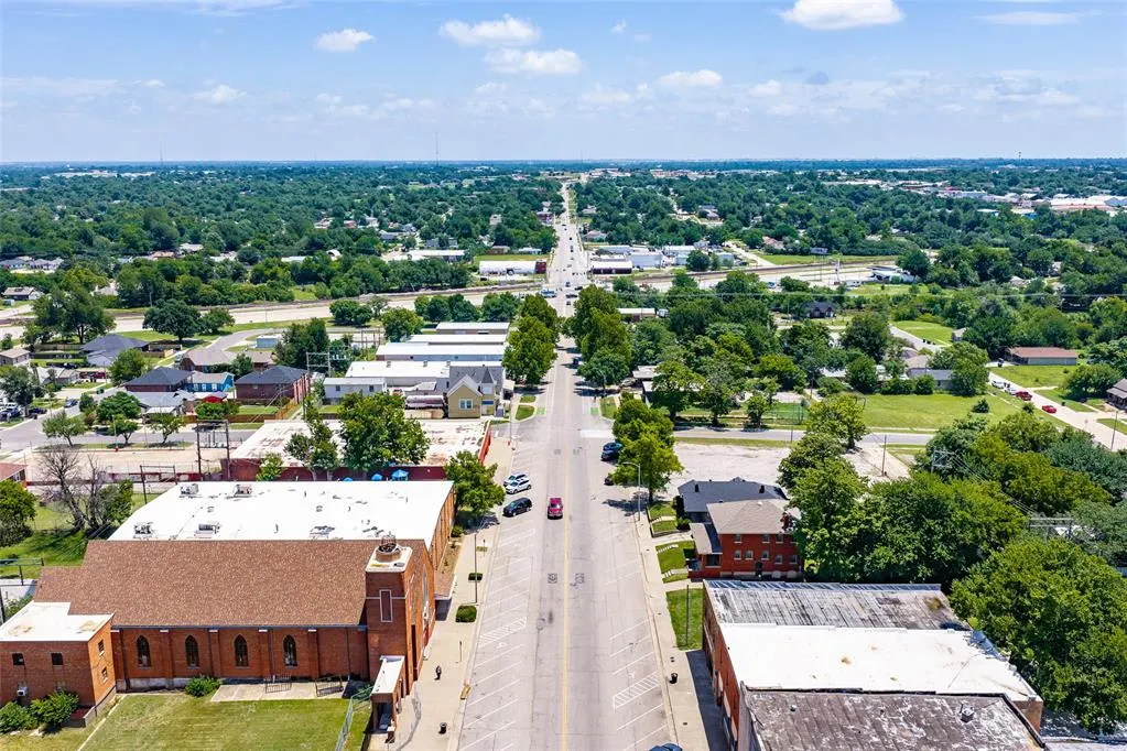 Photo 13 — 31 SW 25th Street, Oklahoma City, OK 73109