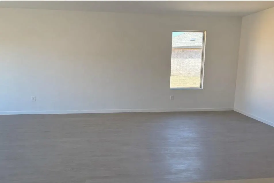 Photo 9 — 9332 SW 19th Street, Oklahoma City, OK 73128