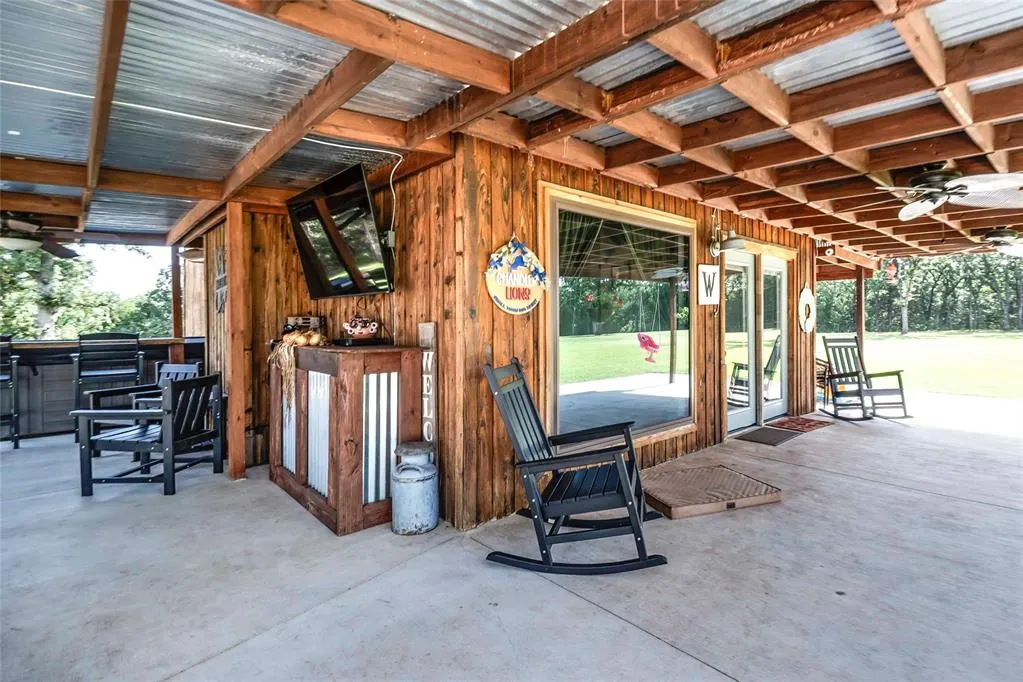 Photo 17 — 338522 E 930 Road, Wellston, OK 74881