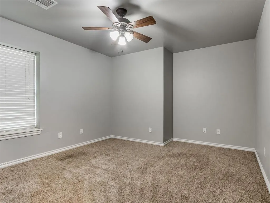 Photo 23 — 705 SW 11TH Street St, Moore, OK 73160