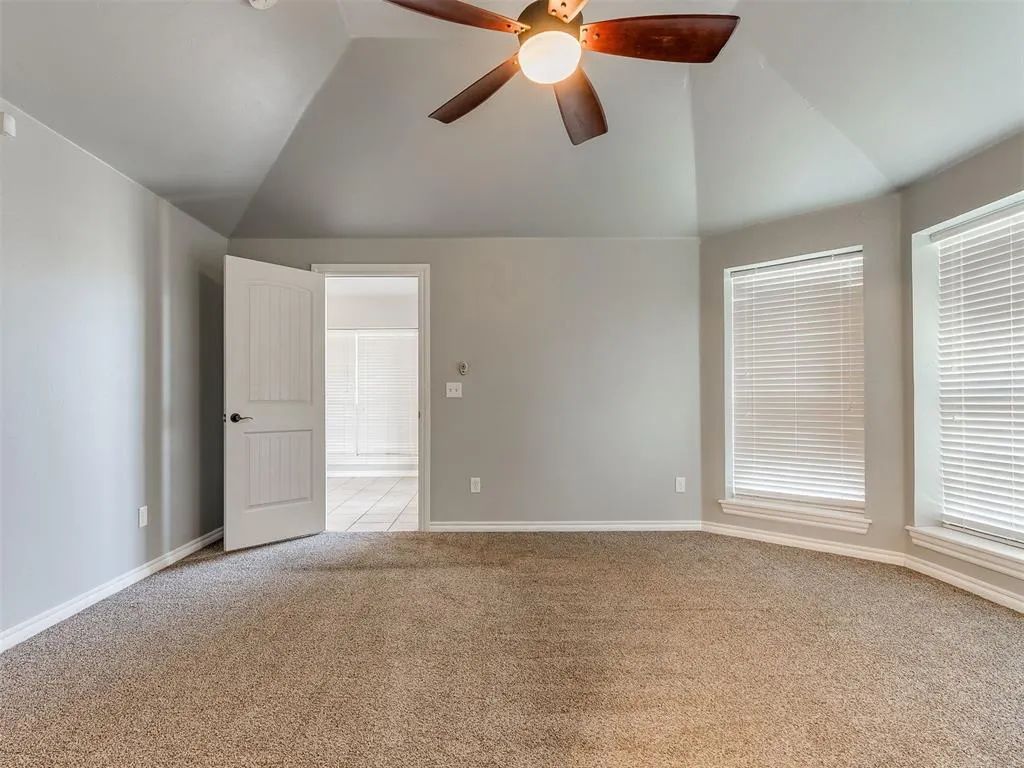 Photo 25 — 705 SW 11TH Street St, Moore, OK 73160
