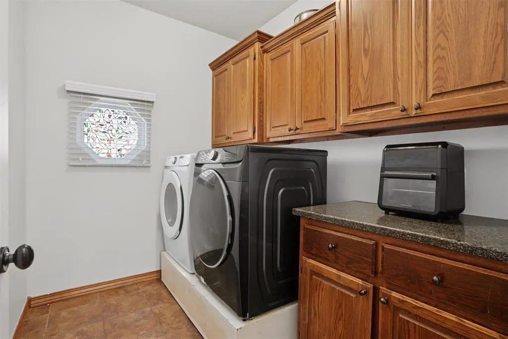 Photo 28 — 2827 Deer Run, Altus, OK 73521